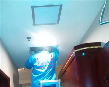 成都中央空調(diào)清洗--未端盤管清洗